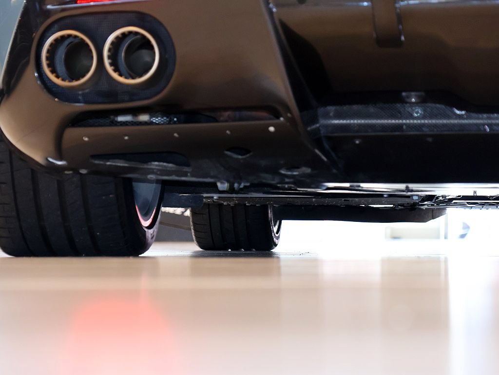 Certified 2024 Ferrari Roma Spider RWD image 55