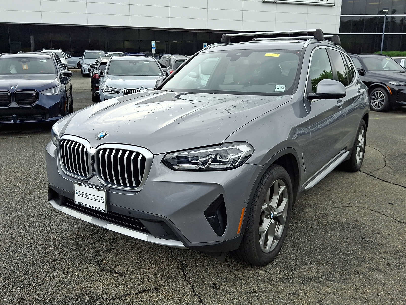 Used 2023 BMW X3 xDrive30i w/ Premium Package AWD/4WD image 3