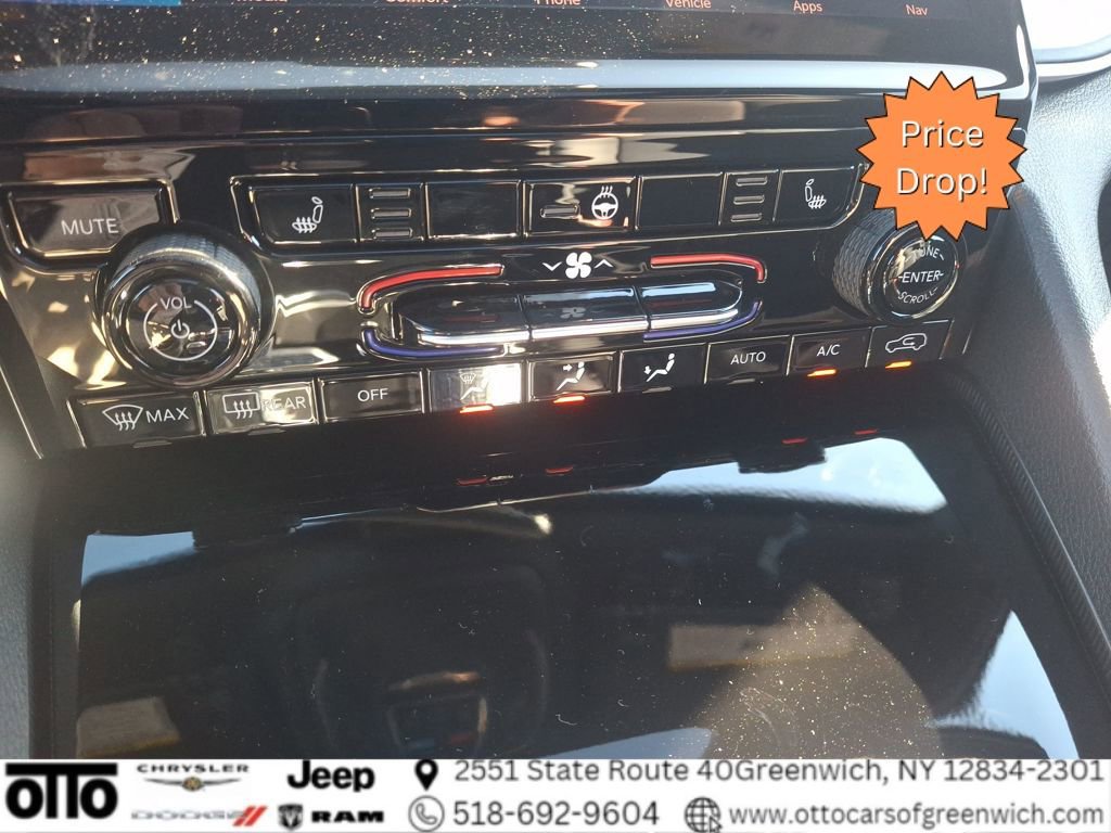 New 2025 Jeep Grand Cherokee Limited w/ Black Appearance Package image 21