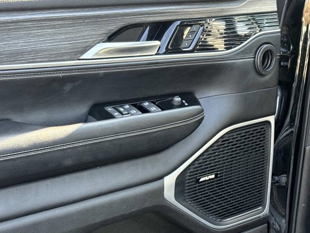 Used 2024 Jeep Wagoneer L Series II w/ Flexible Seating Group image 16