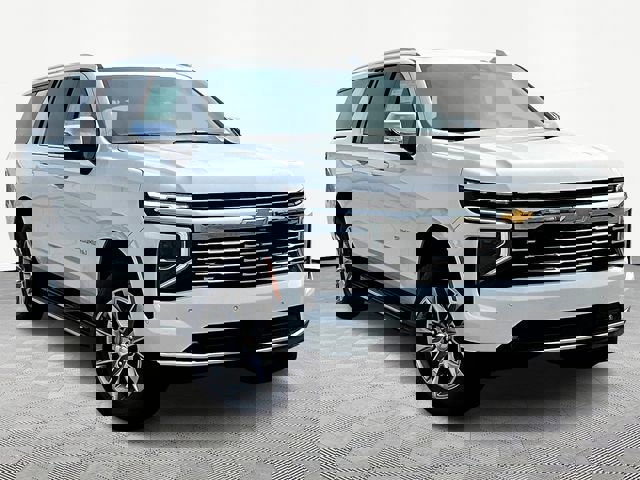 New 2025 Chevrolet Suburban Premier image 1