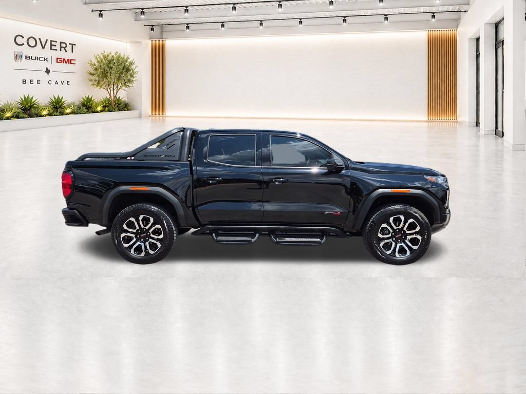 Used 2025 GMC Canyon AT4 w/ Nightfall Edition AWD/4WD image 16