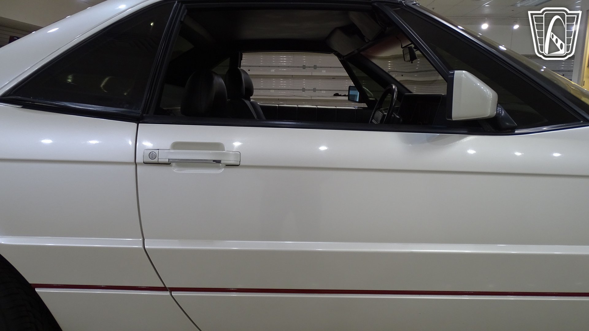 Used 1991 Cadillac Allante FWD image 33