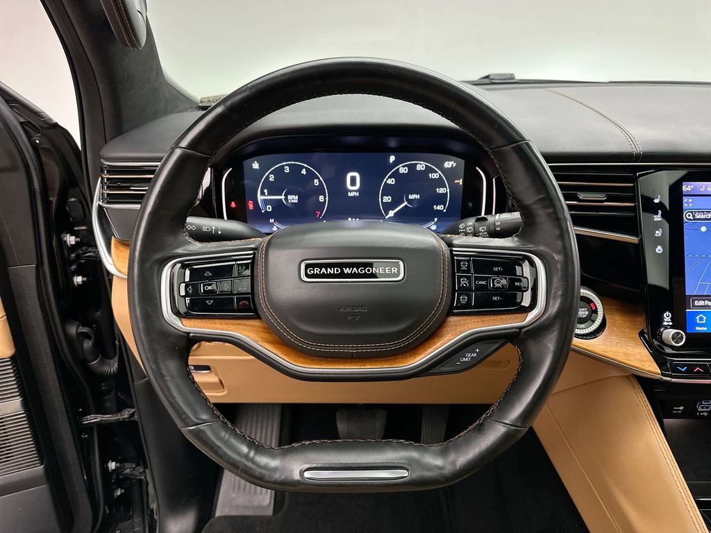 Used 2022 Jeep Grand Wagoneer Series III w/ Rear Seat Video Group 1 AWD/4WD image 32