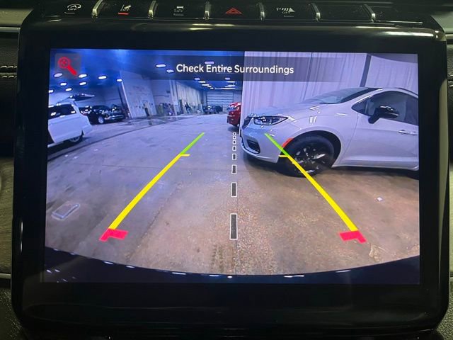 Used 2025 Jeep Grand Cherokee Limited w/ Trailer Tow Package image 23