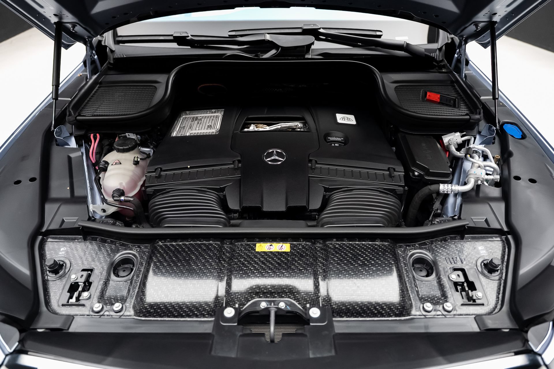 Used 2025 Mercedes-Benz Maybach GLS 600 4MATIC image 82