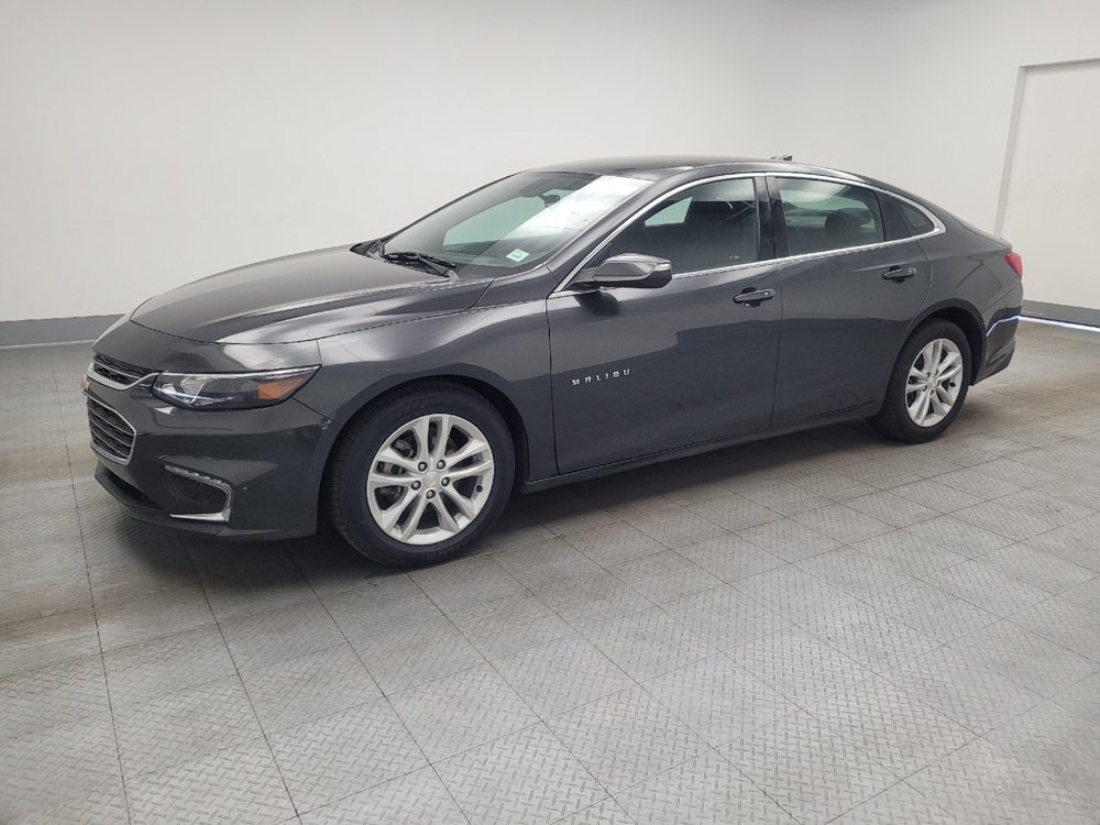 Used 2018 Chevrolet Malibu LT w/ LPO, Convenience Package 2 FWD image 2