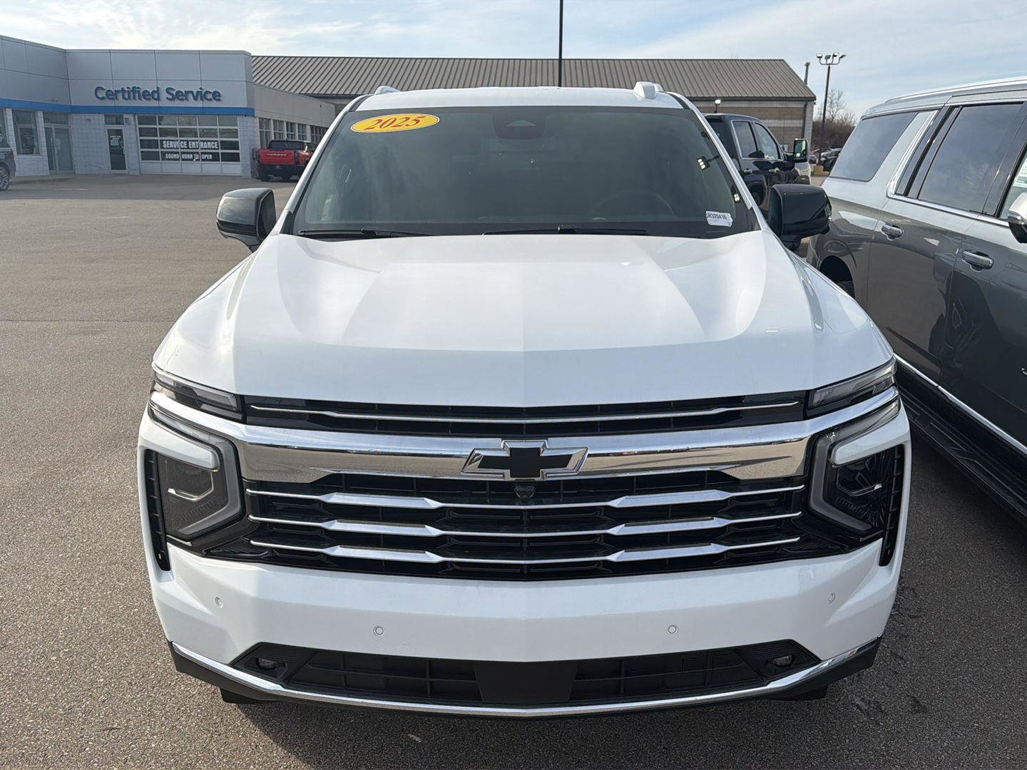 New 2025 Chevrolet Suburban LT w/ Comfort Package image 2