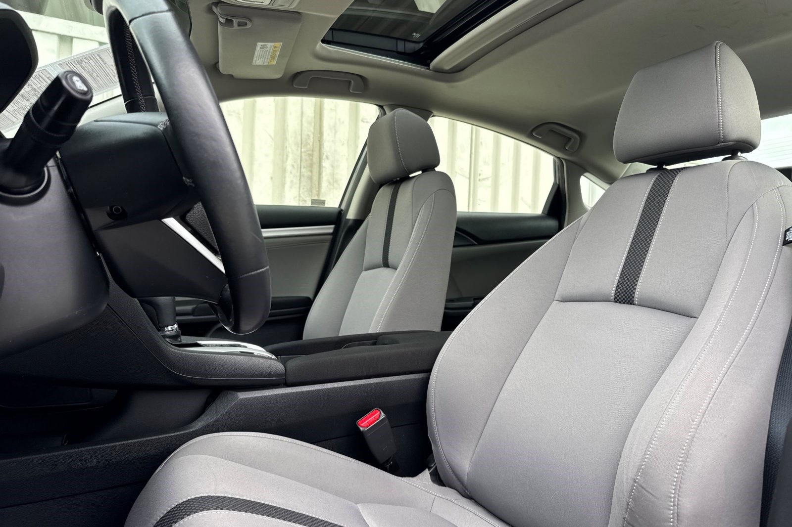 Used 2019 Honda Civic EX image 5