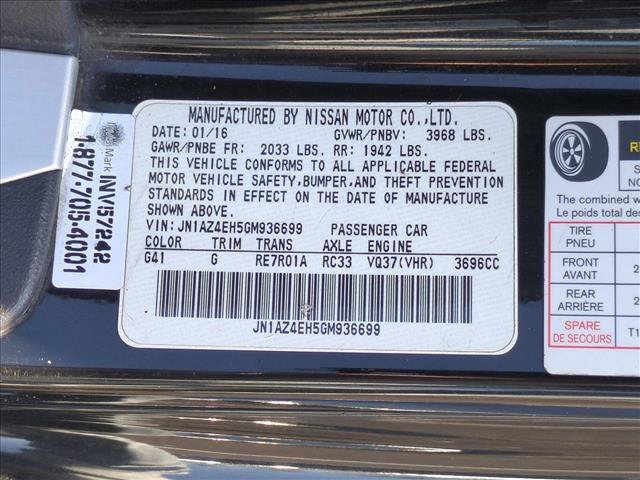 Used 2016 Nissan 370Z Coupe RWD image 20