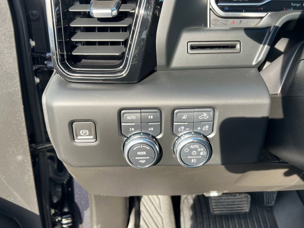 Used 2022 GMC Sierra 1500 AT4 image 48