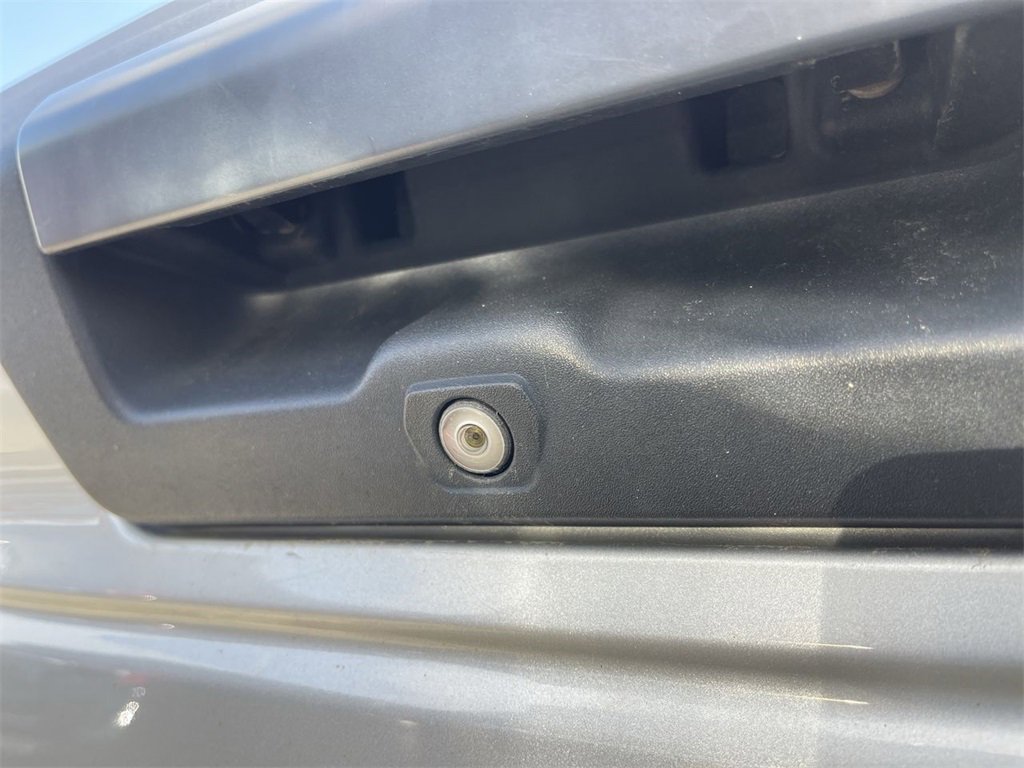 Used 2016 Ford F150 XLT w/ Equipment Group 302A Luxury image 6