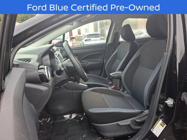 Used 2025 Nissan Versa SV FWD image 13