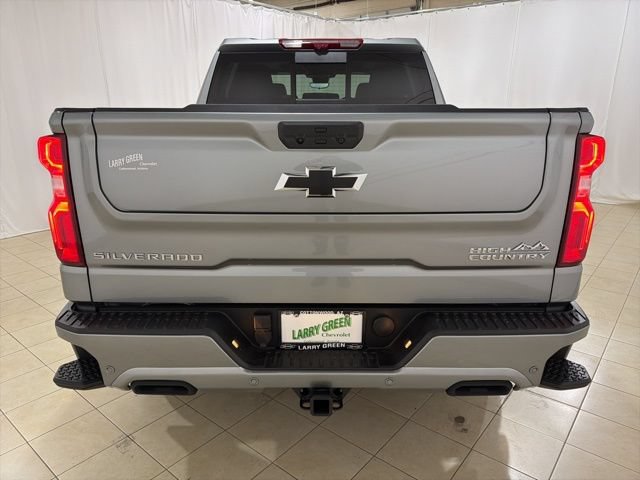 New 2026 Chevrolet Silverado 1500 High Country w/ High Country Premium Package AWD/4WD image 4