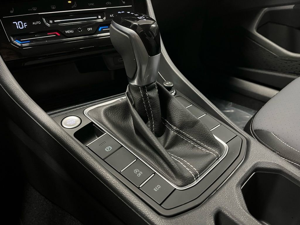 New 2026 Volkswagen Jetta SE FWD image 14