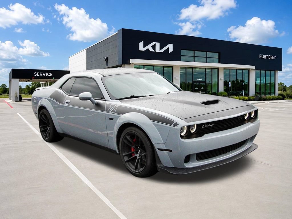 Used 2021 Dodge Challenger R/T Scat Pack RWD image 3