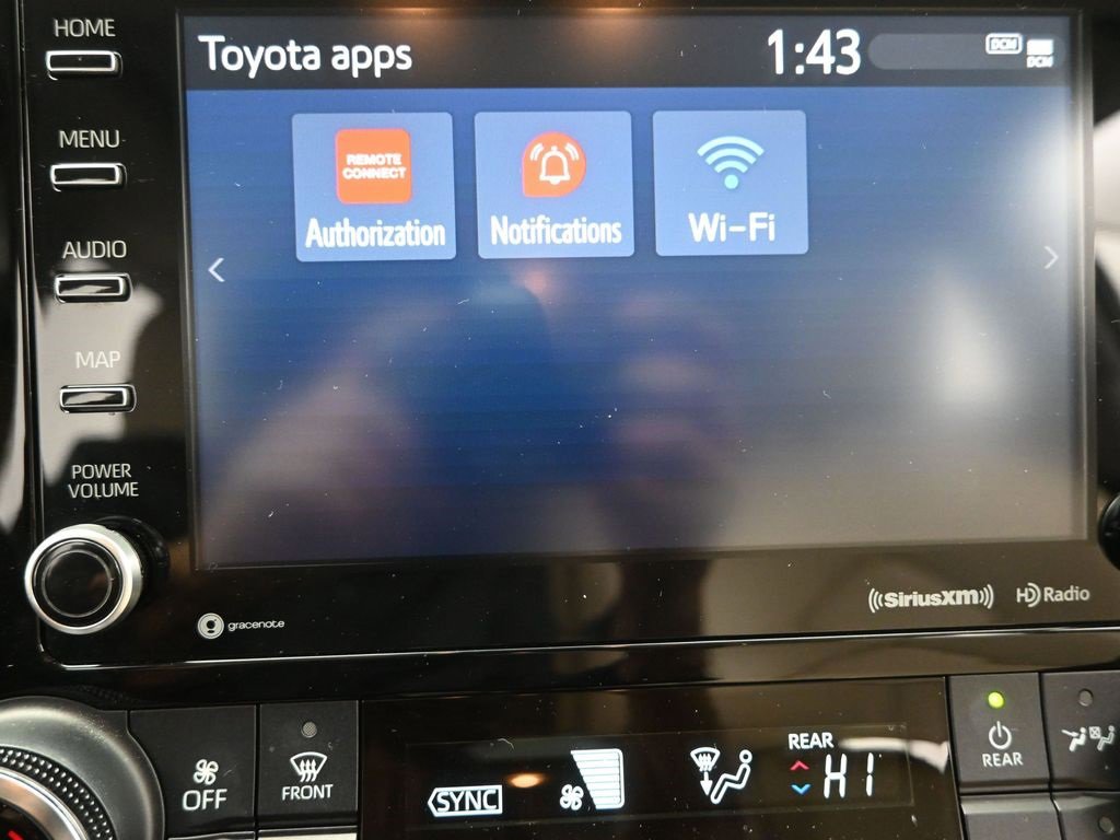 Used 2022 Toyota Highlander XLE image 36