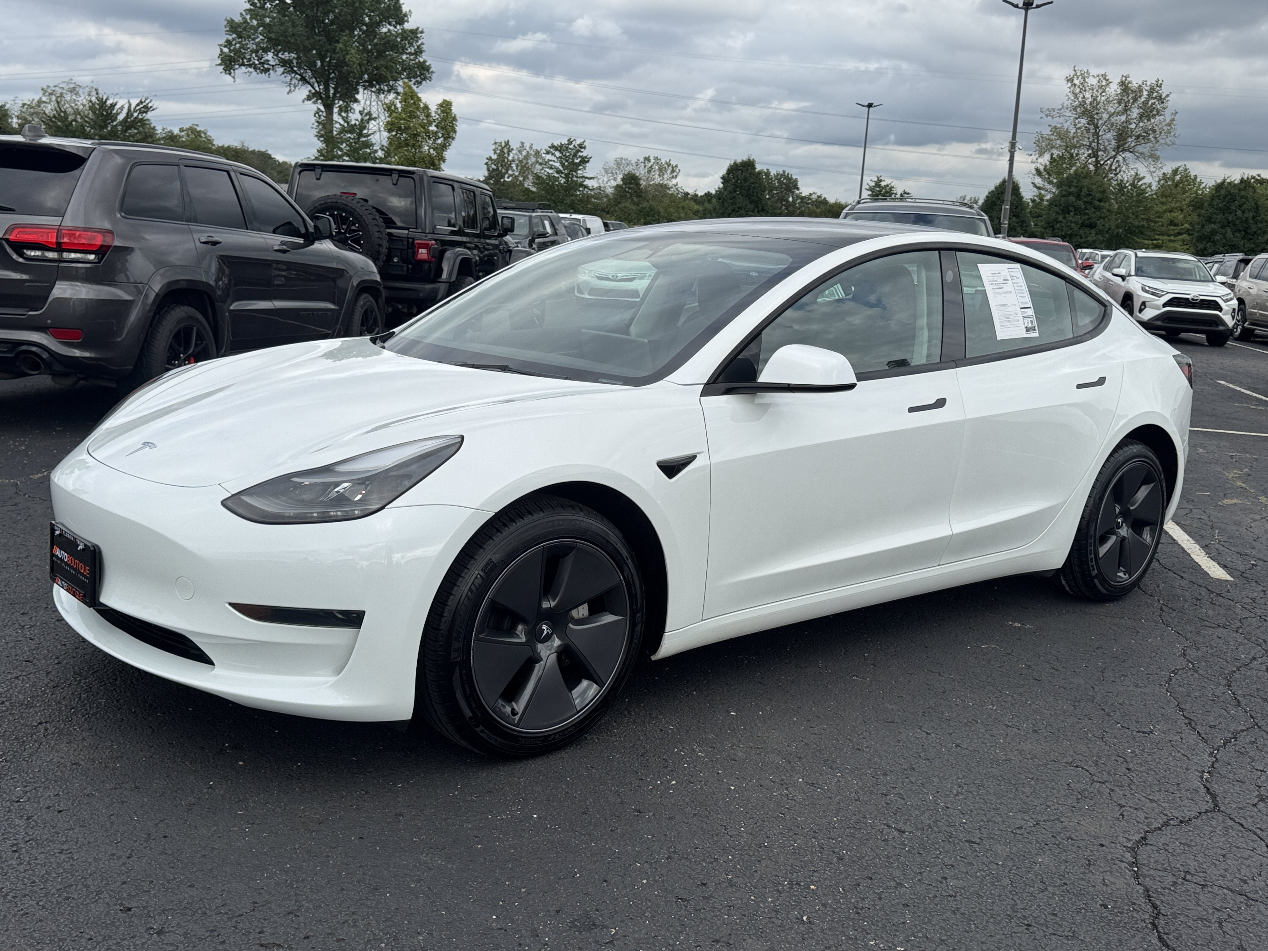 Used 2023 Tesla Model 3 Standard Range RWD image 35