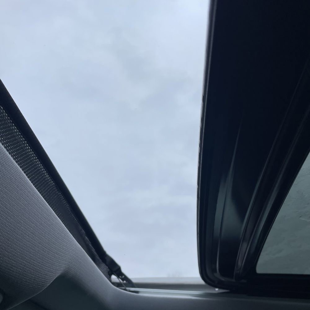 Used 2018 Cadillac Escalade Luxury w/ LPO, Radiant Package image 14