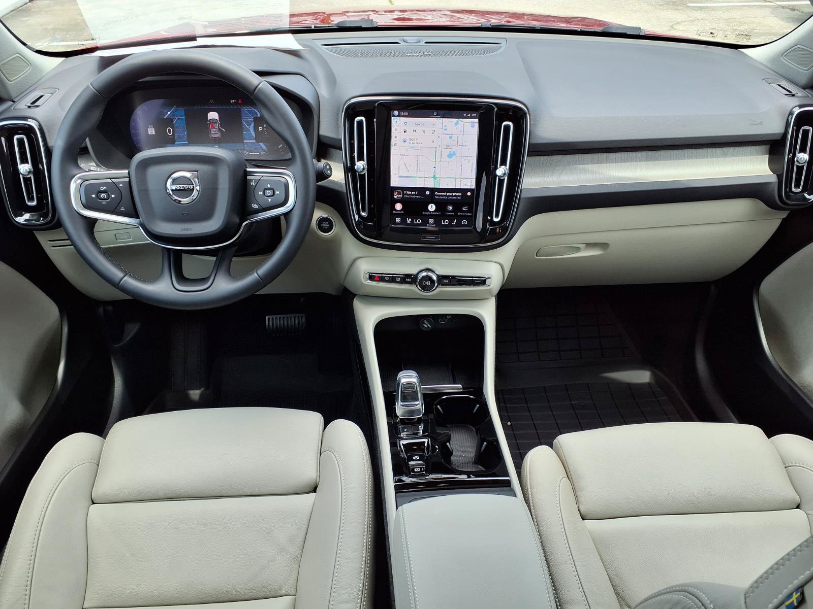 Certified 2023 Volvo XC40 B5 Ultimate w/ Protection Package Premier AWD/4WD image 17