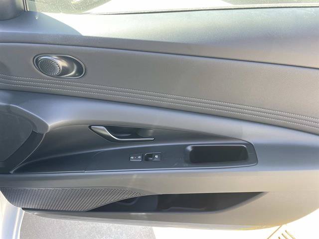 New 2026 Hyundai Elantra Sport FWD image 23
