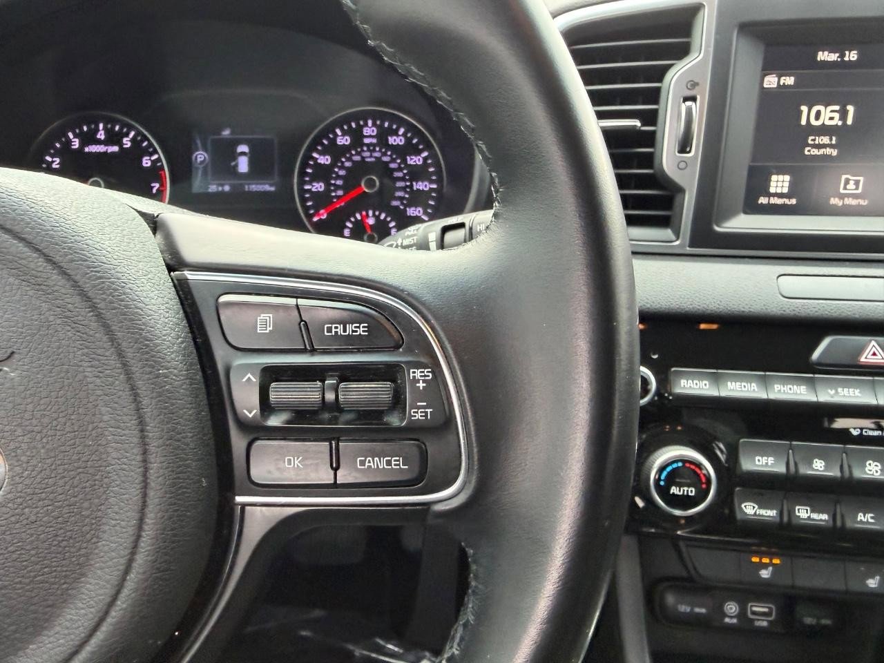 Used 2018 Kia Sportage EX image 13