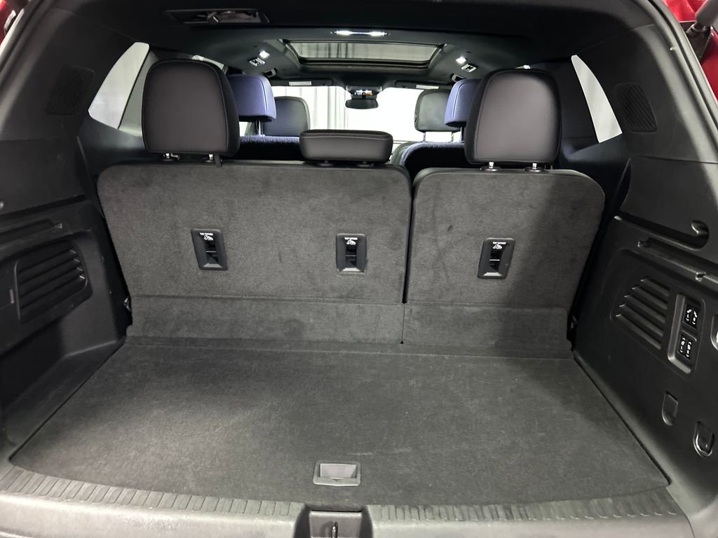 Used 2025 Buick Enclave Preferred image 26