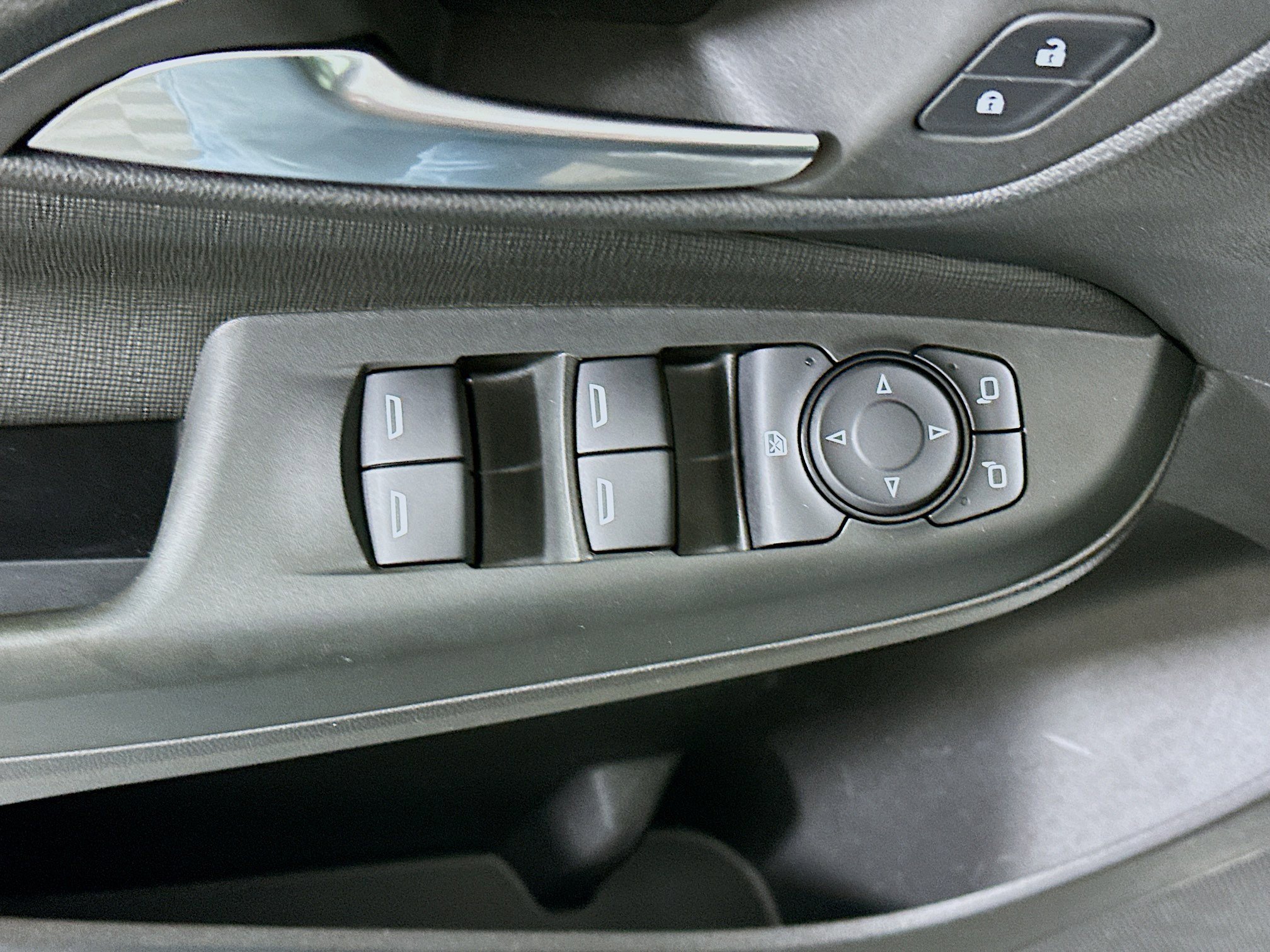 Used 2025 Buick Envista Preferred FWD image 15