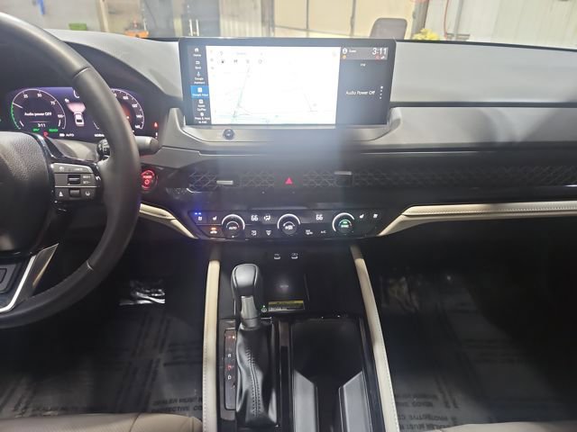 Certified 2025 Honda Accord Touring image 16