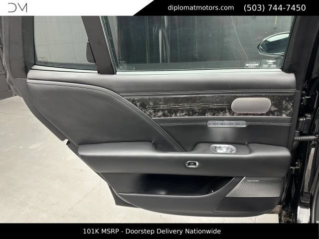 Used 2025 Genesis G90 3.5T AWD/4WD image 26