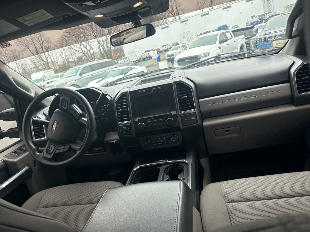 Used 2022 Ford F250 XLT w/ Black Appearance Package image 10
