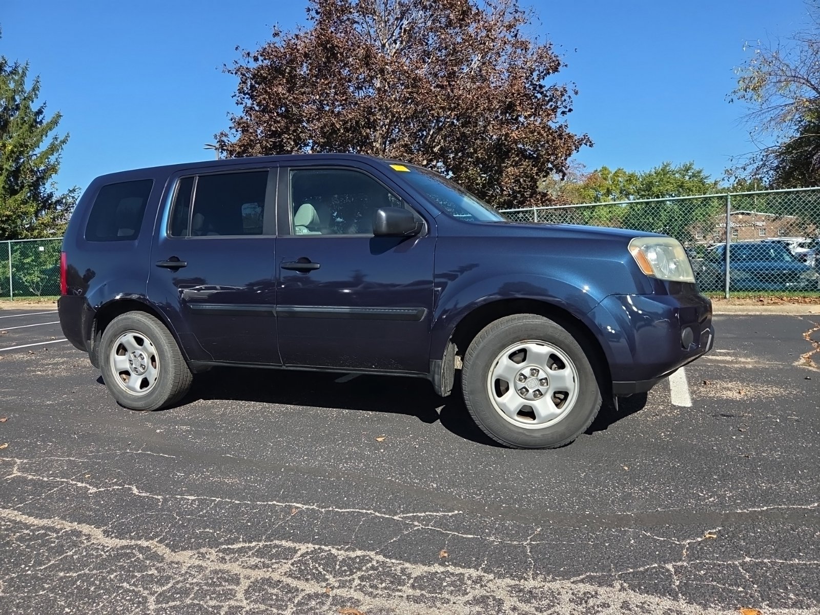 Used 2010 Honda Pilot LX image 3