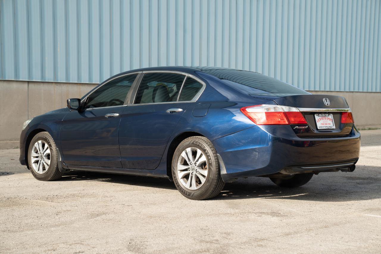 Used 2015 Honda Accord LX image 15