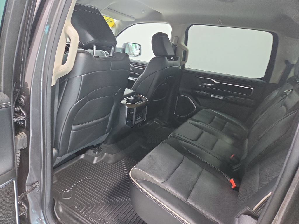 Used 2022 RAM 1500 Laramie AWD/4WD image 24