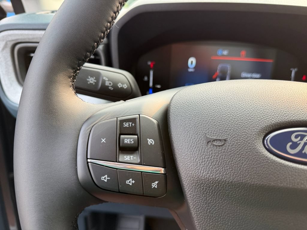 New 2026 Ford Maverick XLT w/ XLT Luxury Package FWD image 16