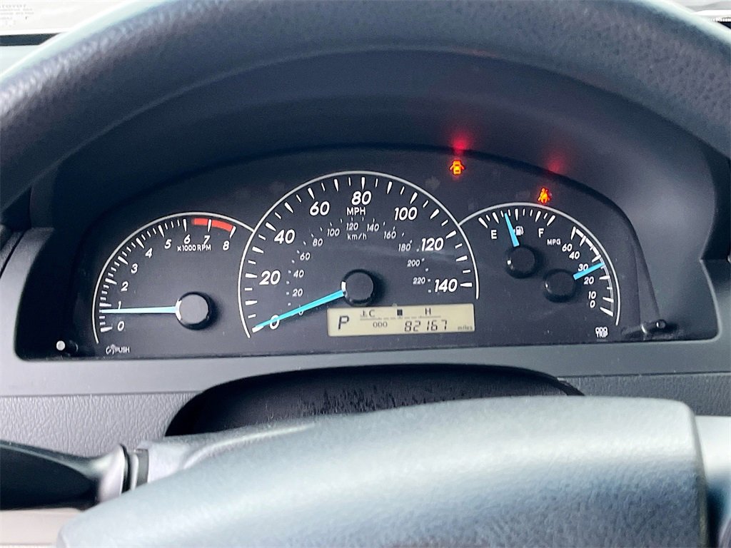 Used 2013 Toyota Camry L image 10