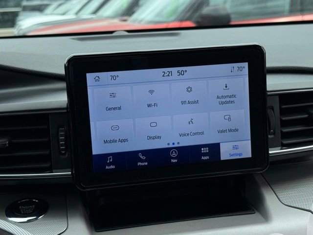 Used 2023 Ford Explorer XLT w/ Equipment Group 202A AWD/4WD image 27