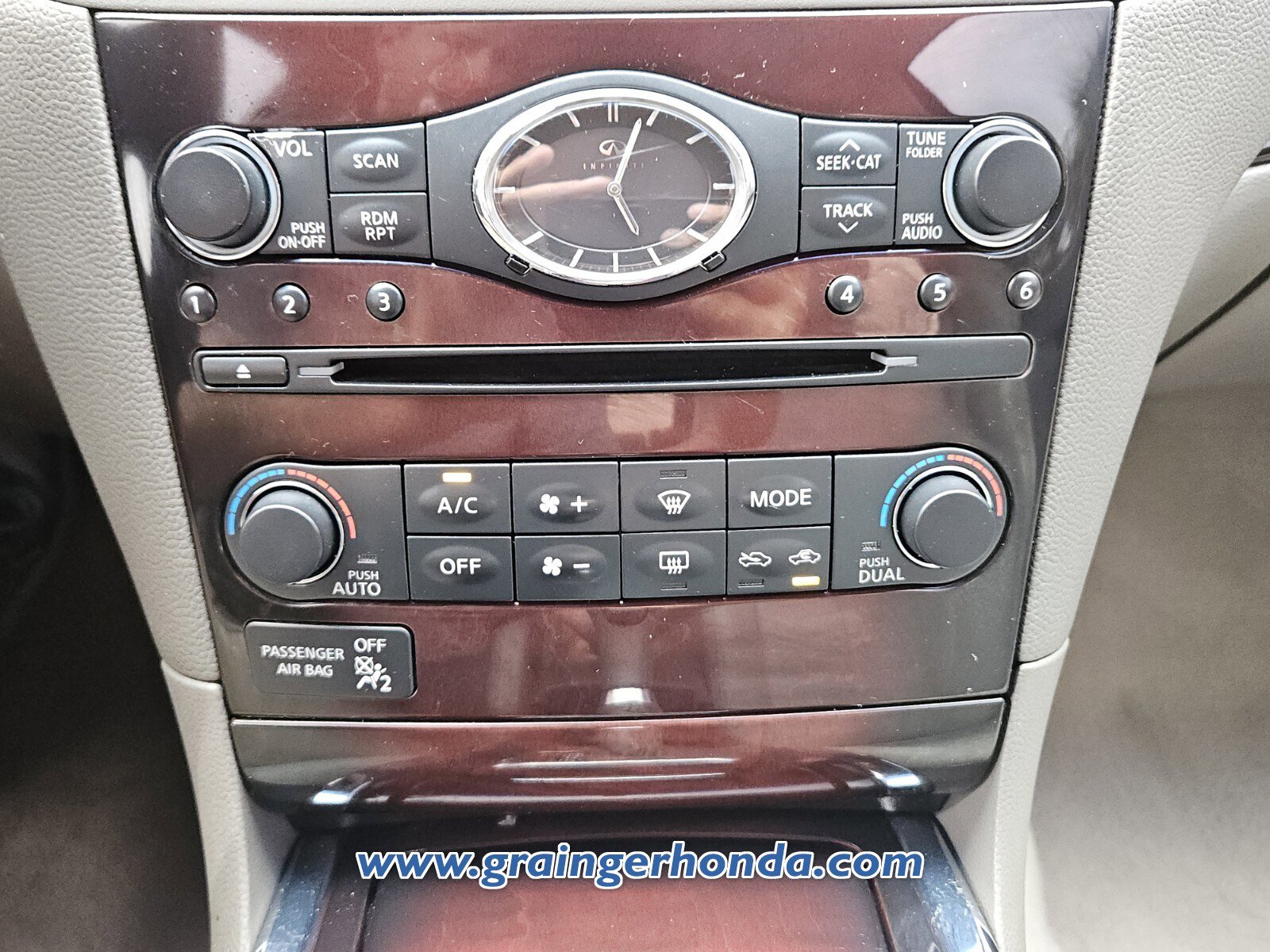 Used 2013 INFINITI G37 Journey w/ Premium Pkg RWD image 17