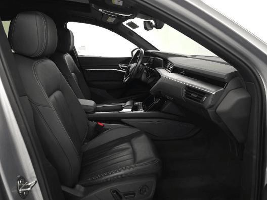 Used 2023 Audi e-tron Premium Plus w/ Premium Plus Package image 21