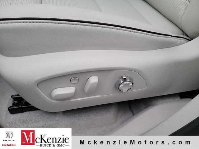 New 2026 Buick Enclave Avenir w/ Super Cruise Package FWD image 8