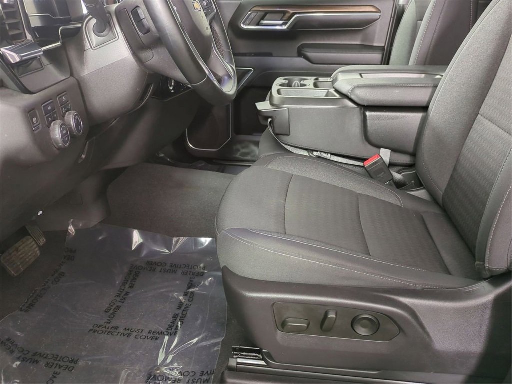 Certified 2024 Chevrolet Silverado 1500 LT image 20