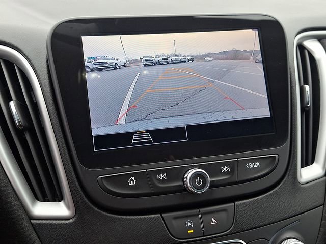 Used 2024 Chevrolet Malibu LT image 17