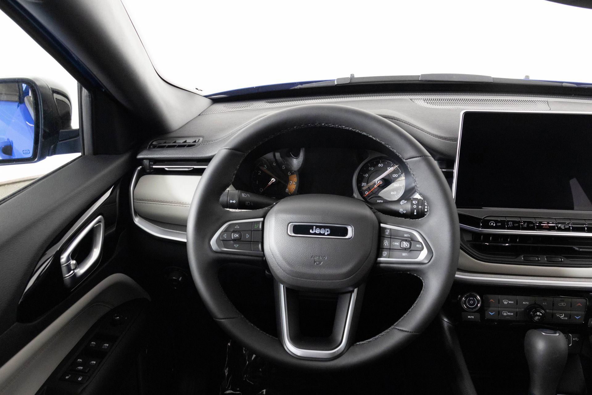 New 2026 Jeep Compass Limited image 18