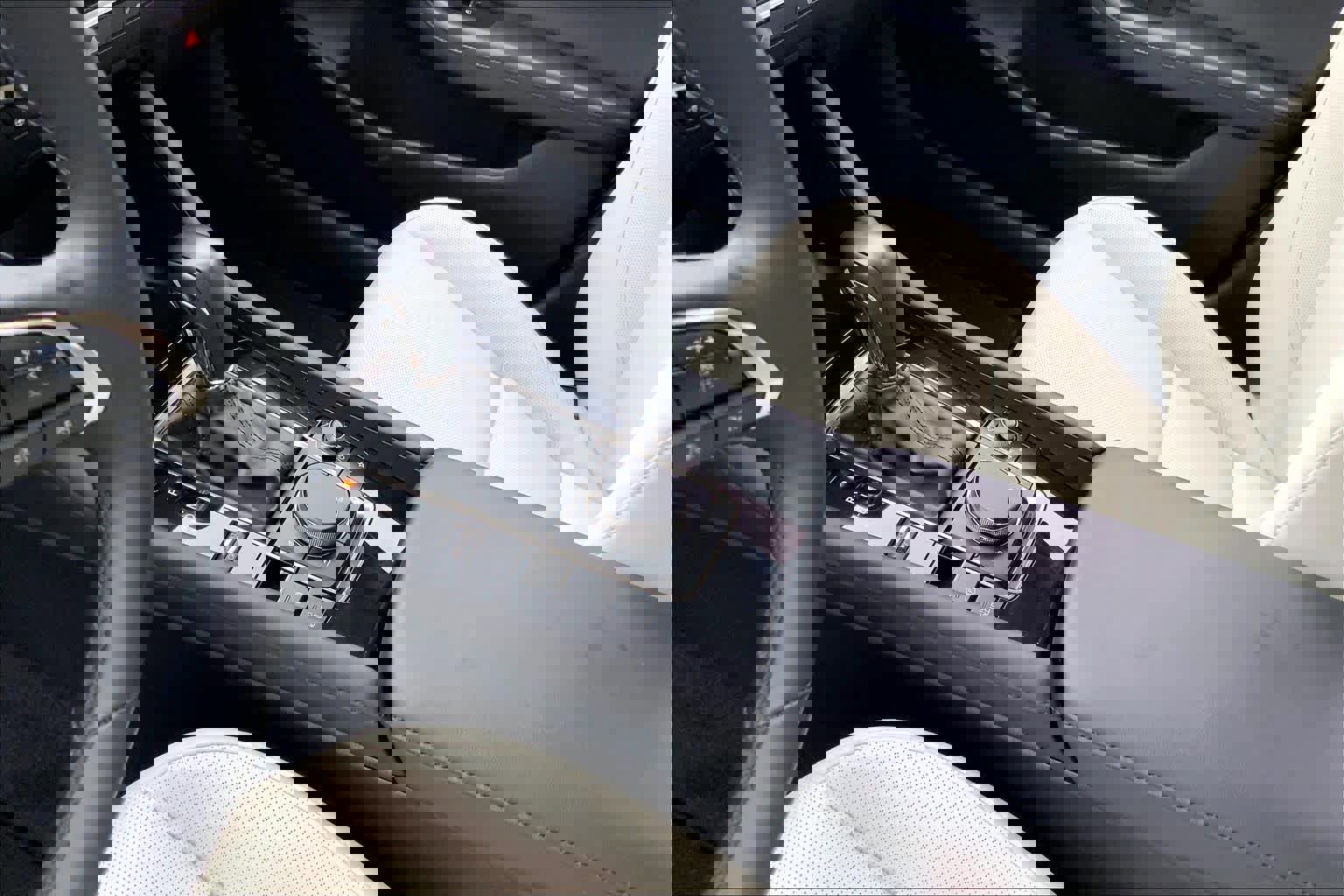 Used 2025 MAZDA MAZDA3 2.5 Turbo Sedan w/Premium Plus image 15