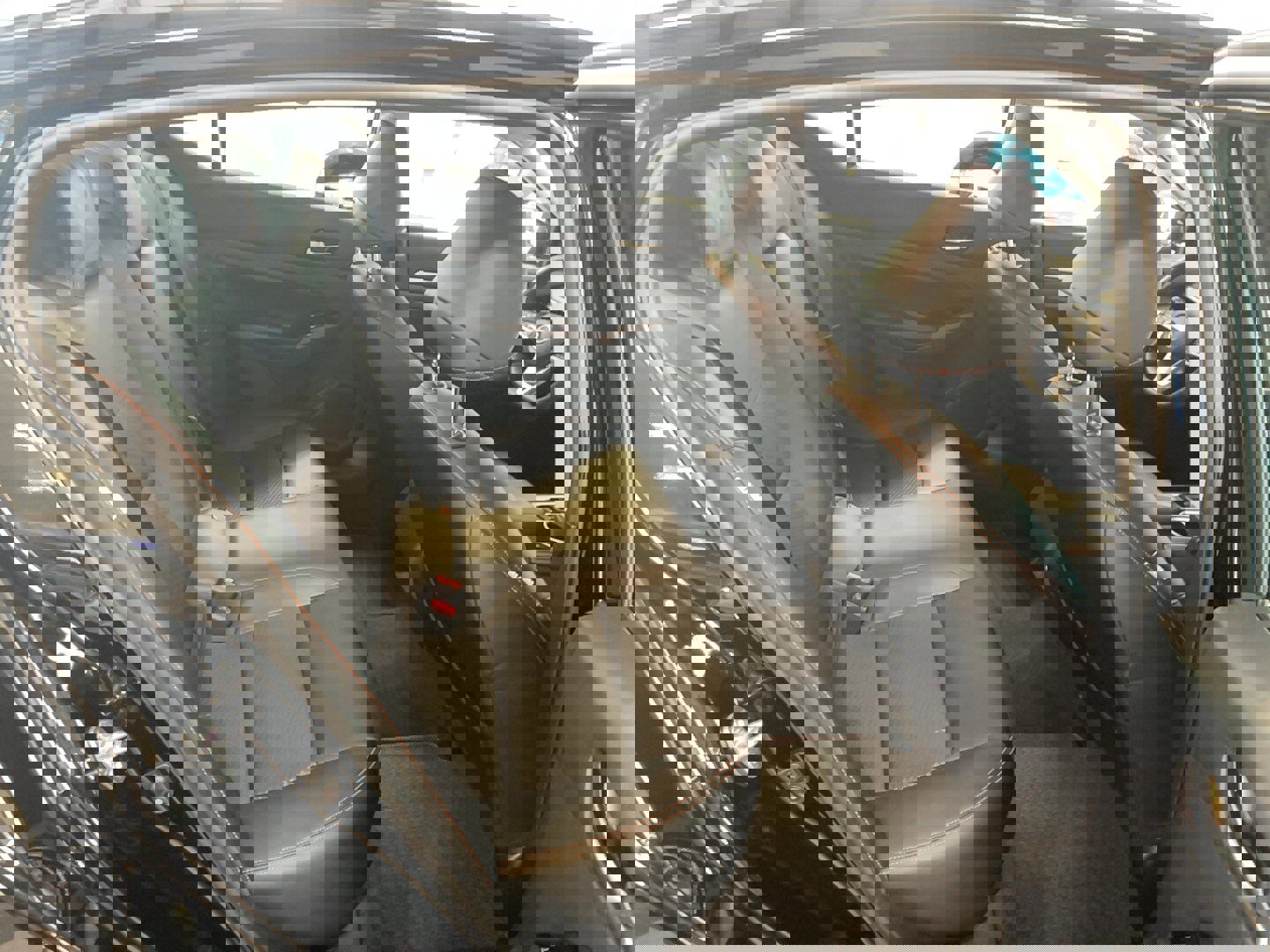 Used 2025 Nissan Altima 2.5 SR image 17