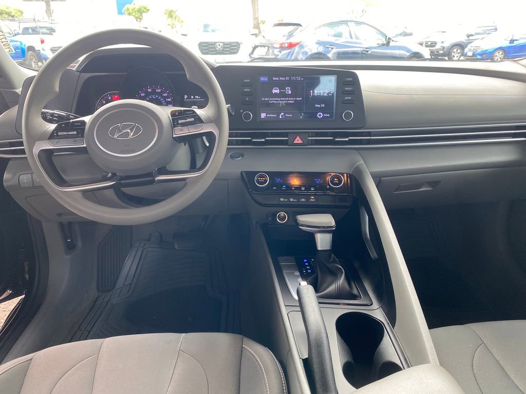 Certified 2022 Hyundai Elantra SEL FWD image 29