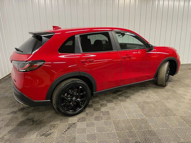 Used 2023 Honda HR-V Sport image 3