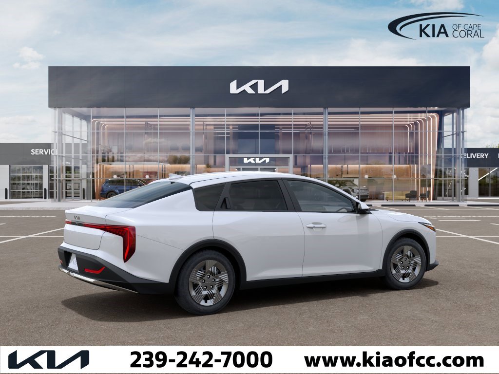 New 2026 Kia K4 LX image 6