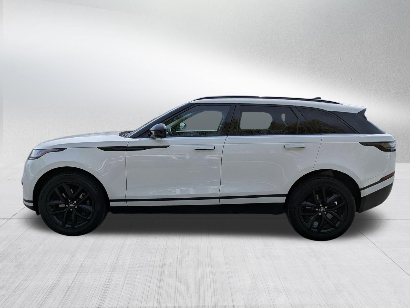 Used 2024 Land Rover Range Rover Velar S image 2