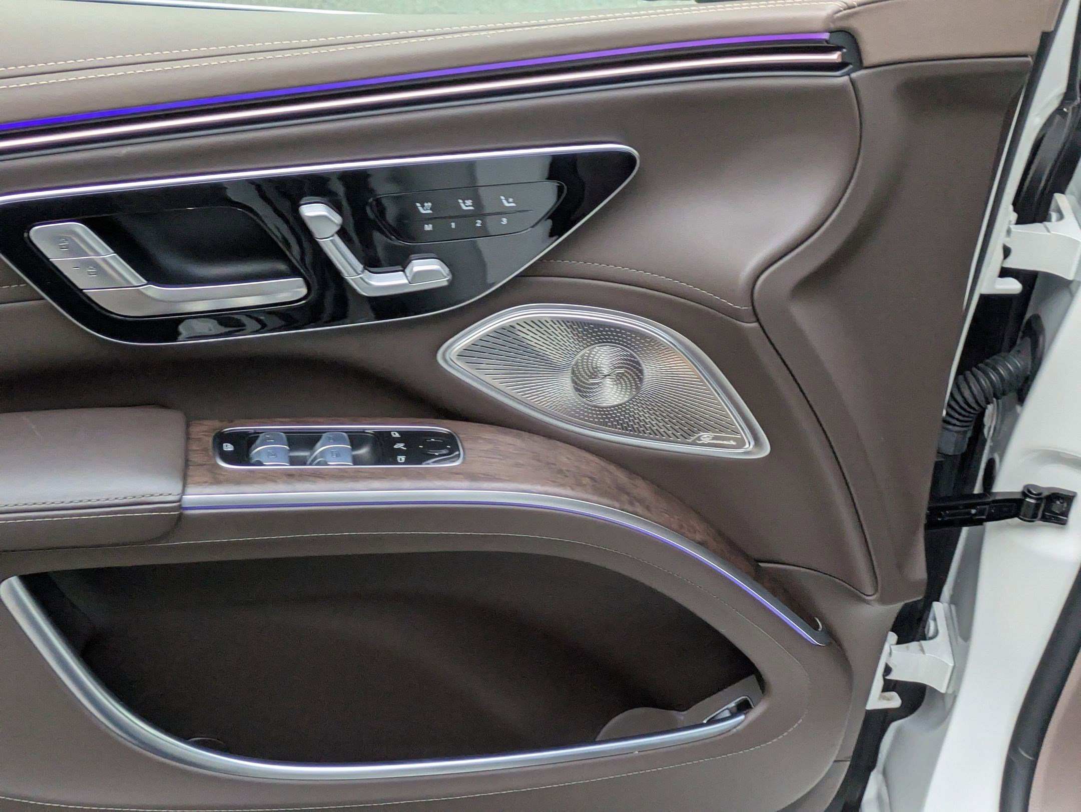 Used 2024 Mercedes-Benz Maybach EQS 680 4MATIC image 13